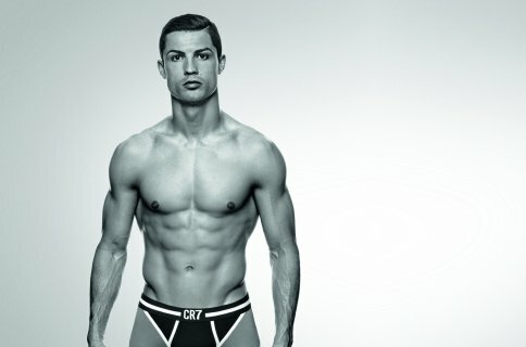 Cristiano Ronaldo lancerer undertøj til mænd!